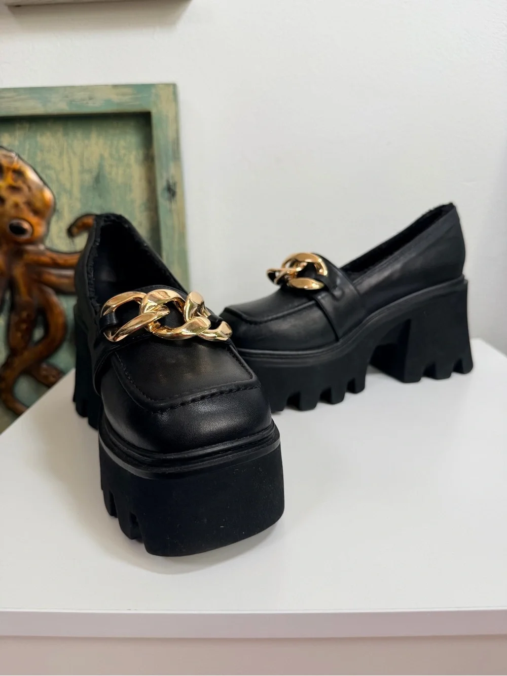 Fashion Nova Black Platform Loafers with Gold Chain